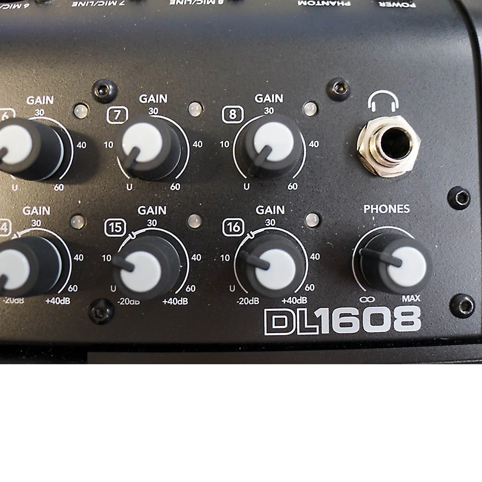 Mackie DLZ160S 16-Channel Digital Mixer